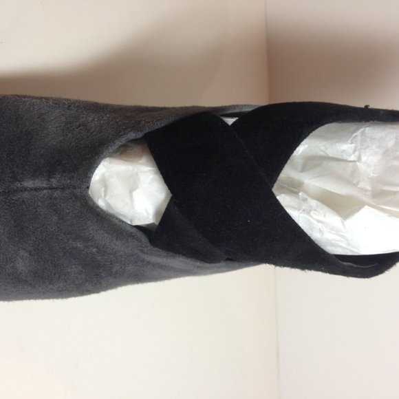 Authentic Prada grey/black two tone suede leather bootie - Picture 5 of 8